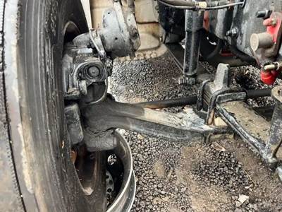 Freightliner Cascadia 125 Front Axle Assembly