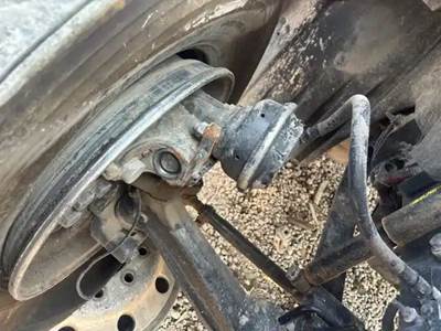 Freightliner Cascadia 126 Front Axle Assembly