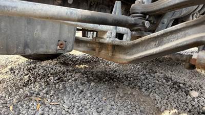 Freightliner Cascadia 126 Front Axle Assembly