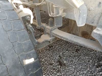 Freightliner Columbia 120 Front Axle Assembly