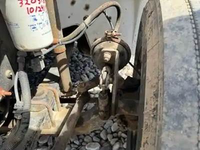 Freightliner FL80 Front Axle Assembly