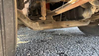 International 4400 Front Axle Assembly