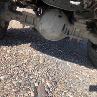 International 7600 Front Axle Assembly