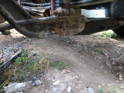 International 8600 Front Axle Assembly