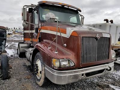 International 9200i Front Axle Assembly