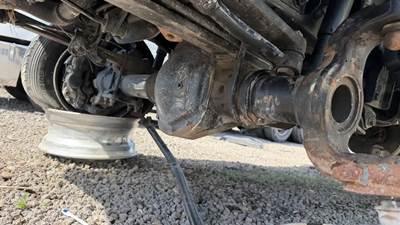 International CV515 Front Axle Assembly