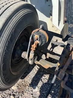 International DuraStar 4300 Front Axle Assembly