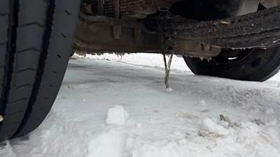 International F2674 Front Axle Assembly for a 2002 International F-2674 SBA