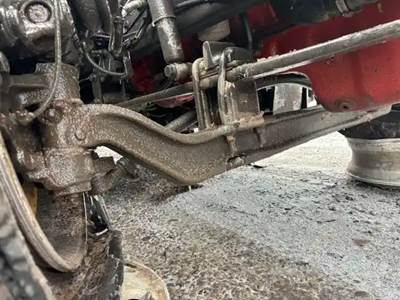 International LT625 Front Axle Assembly