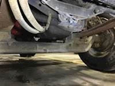 International S1900 Front Axle Assembly