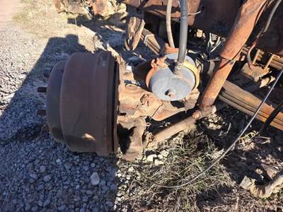 Mack Granite CV713 Front Axle Assembly for a 2003 Mack CV713 Granite