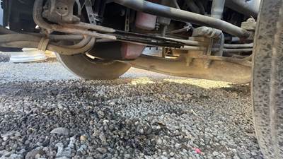 Mack Pinnacle CXU612 Front Axle Assembly for a 2017 Mack CXU612