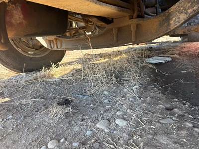Mack Pinnacle CXU613 Front Axle Assembly for a 2018 Mack CXU613