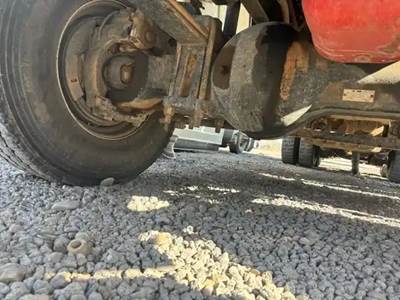 Meritor-Rockwell Front Axle Assembly for a 2016 Freightliner M2 106