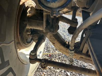 Peterbilt 377 Front Axle Assembly
