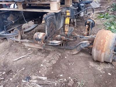 Peterbilt 379 Front Axle Assembly