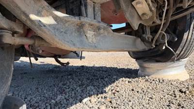 Peterbilt 389 Front Axle Assembly