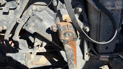 Peterbilt 589 Front Axle Assembly