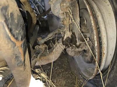 Volvo / WhiteGMC WIM Front Axle Assembly for a 1984 Volvowhitegmc WIM