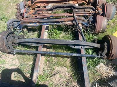 Volvo VNL Front Axle Assembly