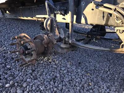 Volvo VNL Front Axle Assembly