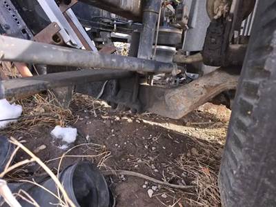 Volvo VNL Front Axle Assembly