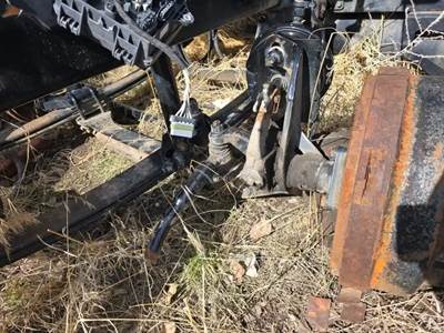 Volvo VNL Front Axle Assembly