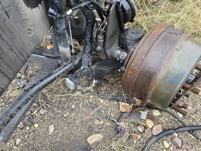 Volvo VNL Front Axle Assembly