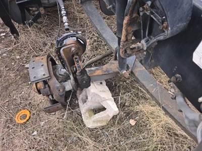 Volvo VNL Front Axle Assembly