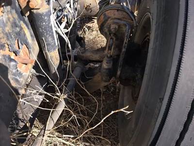 Volvo VNL Front Axle Assembly