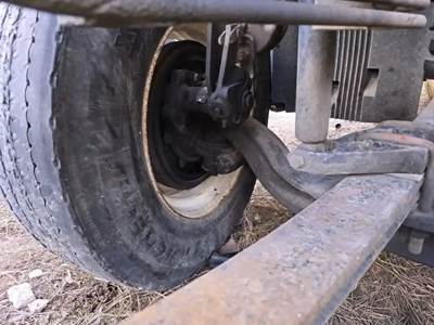 Volvo VNL Front Axle Assembly