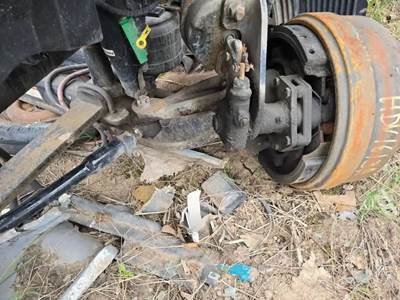 Volvo VNL Front Axle Assembly