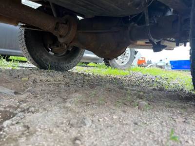 American Axle 11.5 Rear Axle Assembly for a 2009 Chevrolet 3500/3500HD