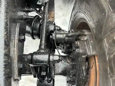 Dana-Spicer D40-155 Front Axle Housing for a 2019 Peterbilt 579