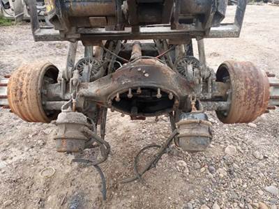 Dana-Spicer D40 Front Axle Housing for a 2009 Kenworth
