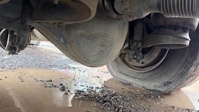 Dana-Spicer D46-170HP Front Axle Housing for a 2009 Peterbilt 365