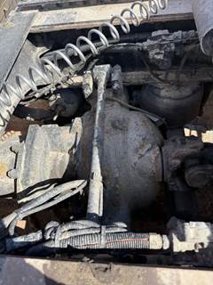 Dana-Spicer DSH40 Front Axle Housing for a 2016 Kenworth T680