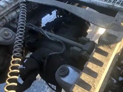 Dana-Spicer DSP40 Front Axle Housing for a 2012 Peterbilt 386