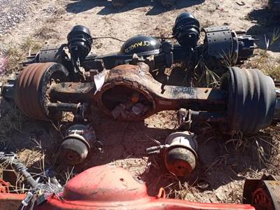 Dana-Spicer DSP40 Front Axle Housing for a 2015 Kenworth T680