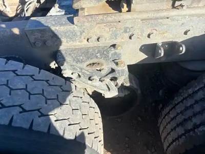 Dana-Spicer DSP40 Front Axle Housing for a 2007 Peterbilt 379