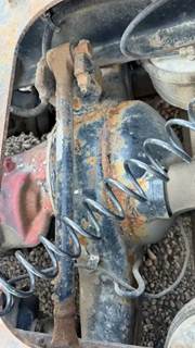 Dana-Spicer DSP40 Front Axle Housing for a 2007 Kenworth T800