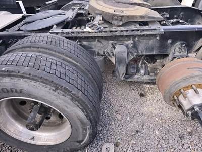 Detroit DA-RT-40.0-4 Front Axle Housing for a 2022 Freightliner Cascadia 126