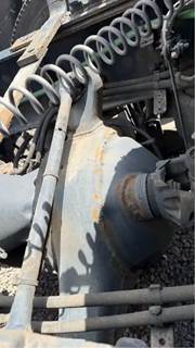 Detroit DA-RT-40.0-4 Front Axle Housing for a 2018 Freightliner Cascadia 125