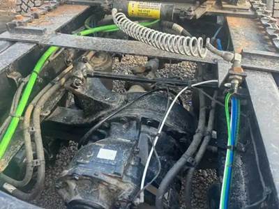 Detroit DART400 Front Axle Housing for a 2022 Freightliner Cascadia 126