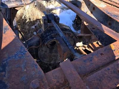 Eaton DS340 Front Axle Housing for a 1981 Chevrolet C70