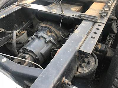 Eaton DS404 Front Axle Housing for a 2010 International ProStar Limited