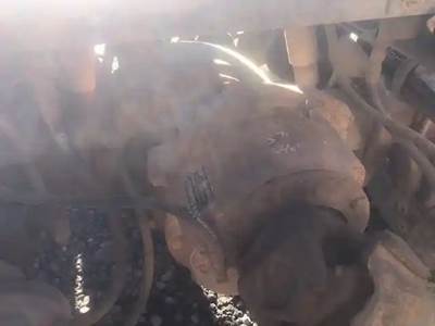 Eaton DS404 Front Axle Housing for a 1997 Peterbilt 379