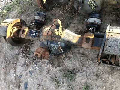 Eaton DS404 Front Axle Housing for a Peterbilt