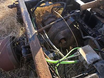 Eaton DS405 Front Axle Housing for a 2008 International PROSTAR