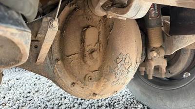 Eaton DT461P Front Axle Housing for a 1994 Peterbilt 378